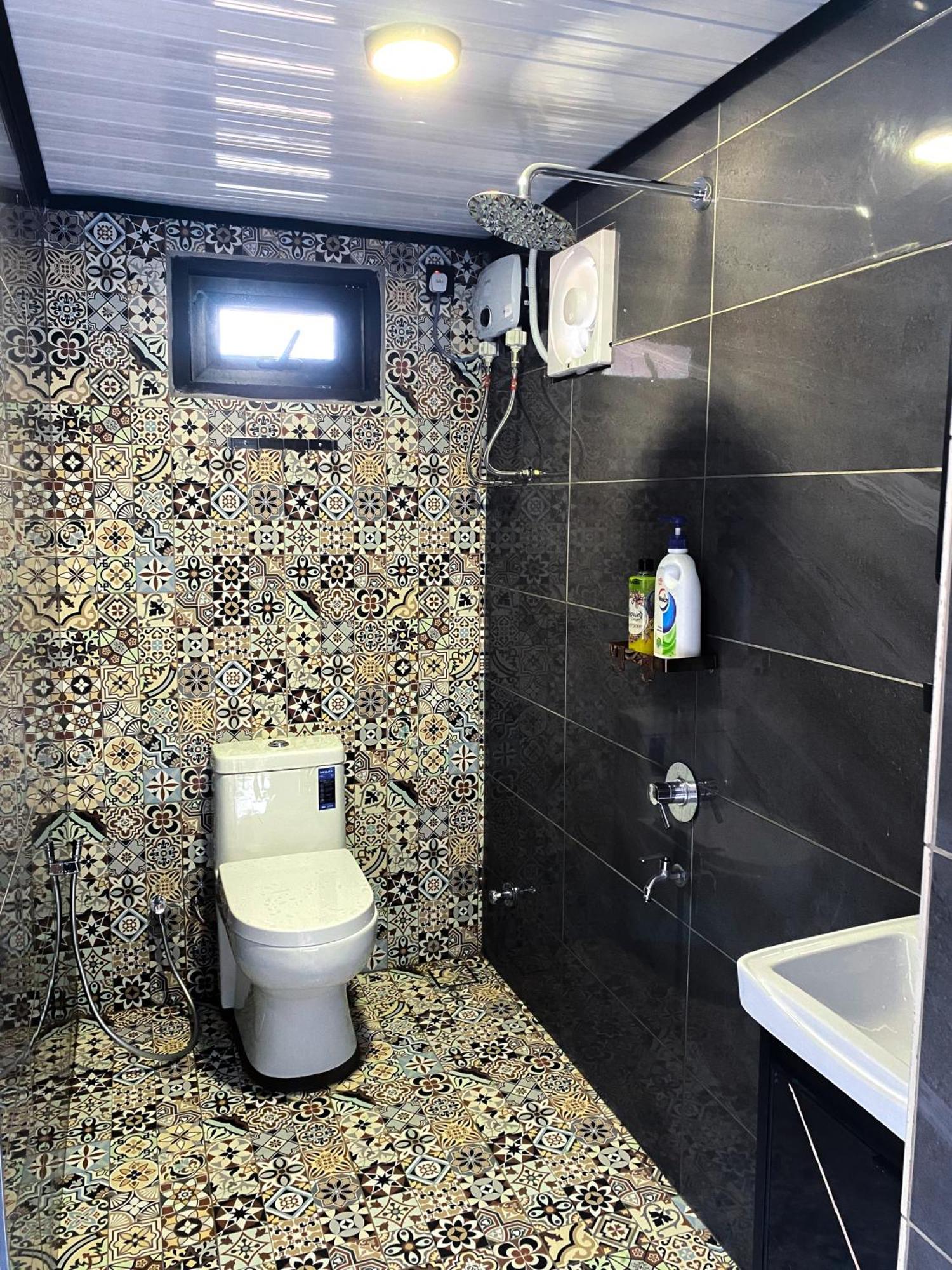 Casa Damai Janda Baik - Riverview Tiny House Bentong Exterior photo