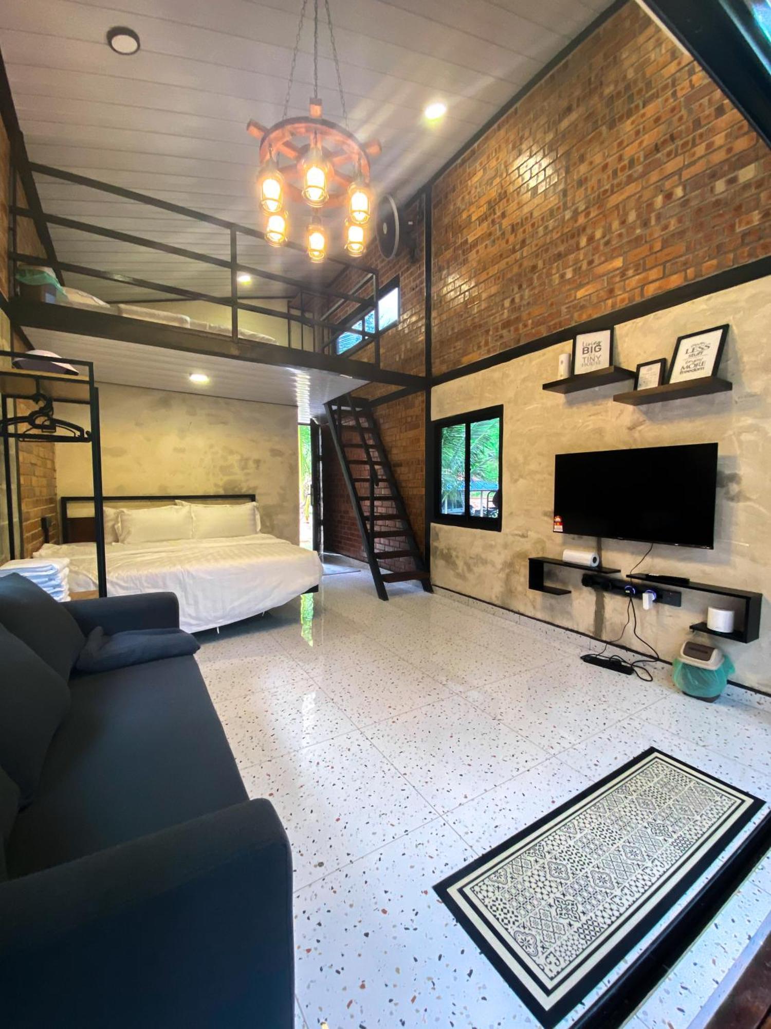 Casa Damai Janda Baik - Riverview Tiny House Bentong Exterior photo