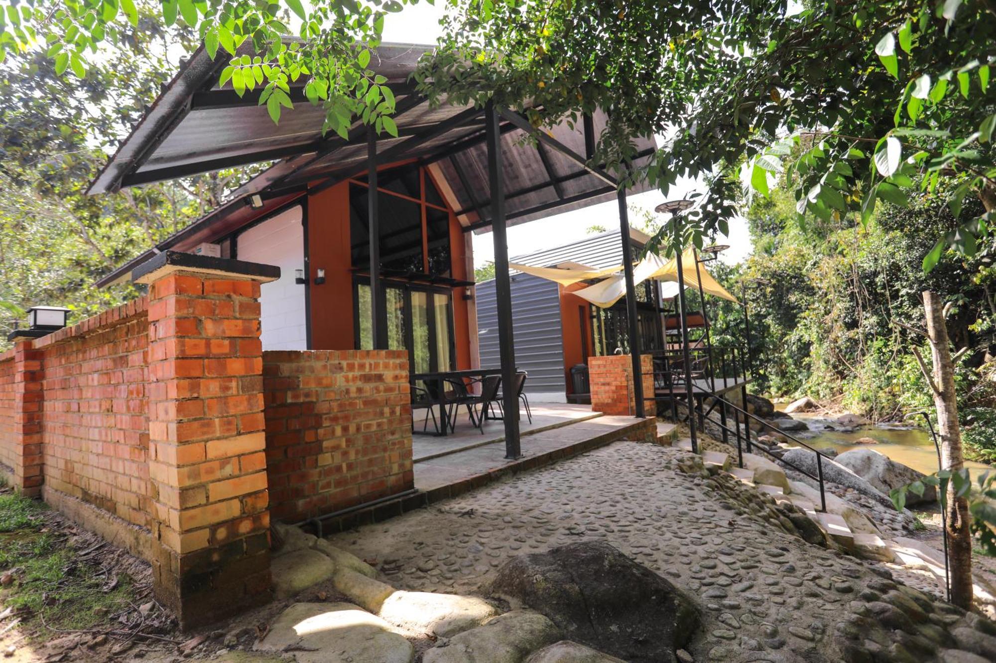 Casa Damai Janda Baik - Riverview Tiny House Bentong Exterior photo